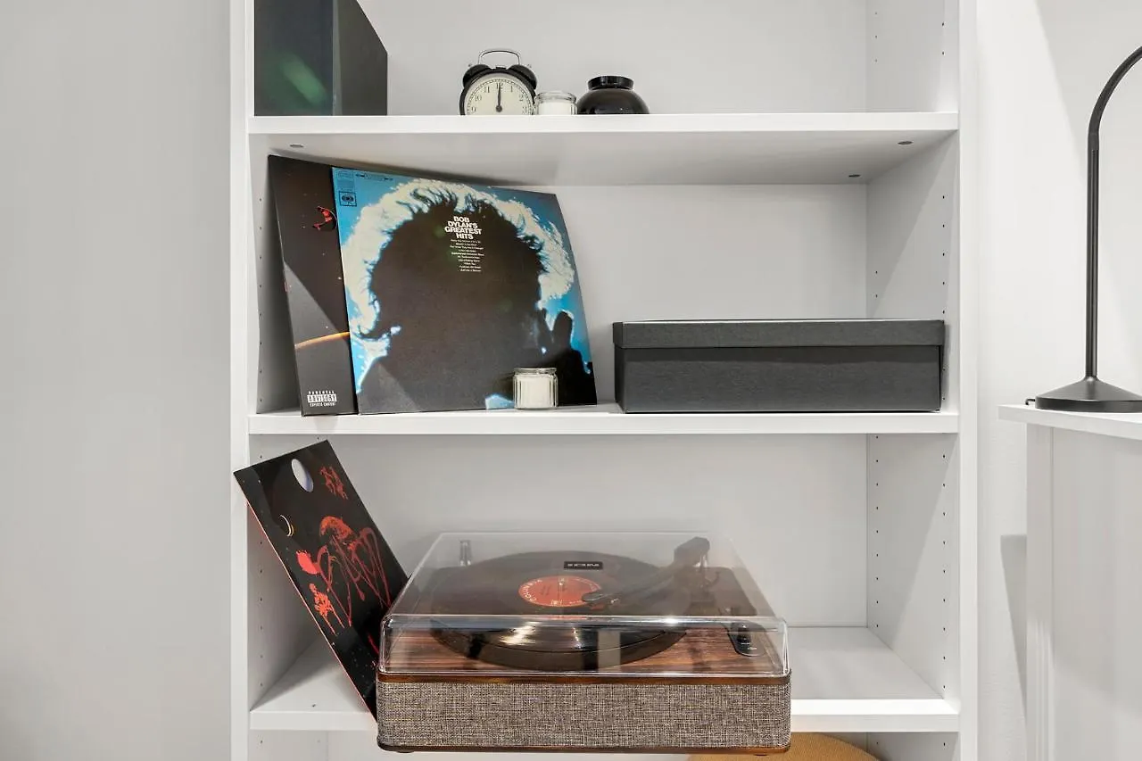 Boutique Space Vie #4O2 Vienna
